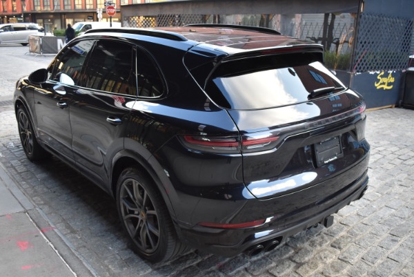 Used-2019-Porsche-Cayenne-Turbo