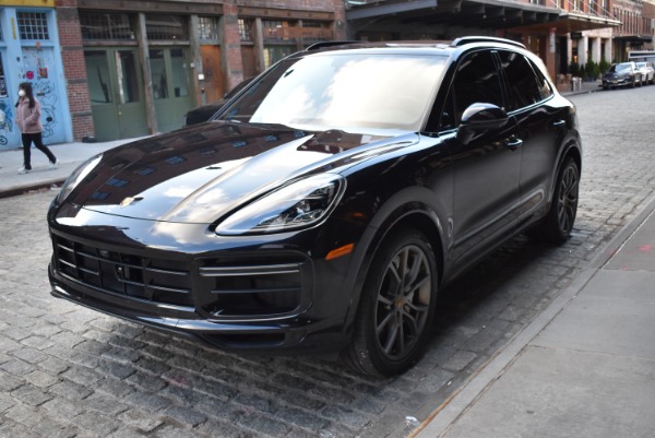 Used-2019-Porsche-Cayenne-Turbo