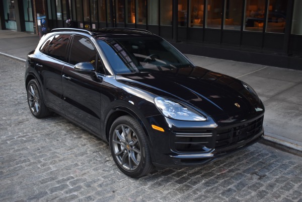 Used-2019-Porsche-Cayenne-Turbo