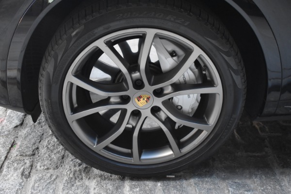 Used-2019-Porsche-Cayenne-Turbo