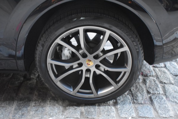 Used-2019-Porsche-Cayenne-Turbo