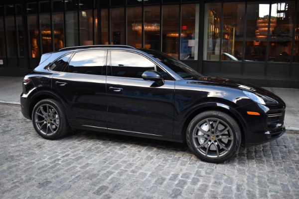 Used-2019-Porsche-Cayenne-Turbo