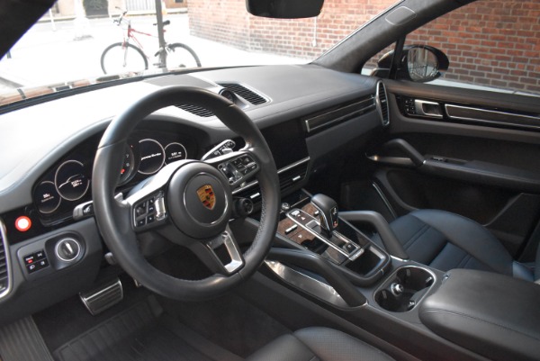 Used-2019-Porsche-Cayenne-Turbo