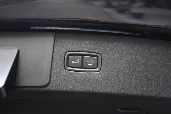 Used-2019-Porsche-Cayenne-Turbo