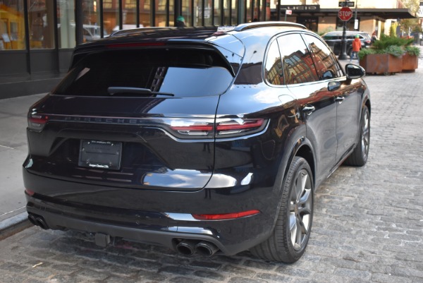 Used-2019-Porsche-Cayenne-Turbo