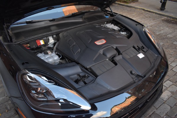 Used-2019-Porsche-Cayenne-Turbo