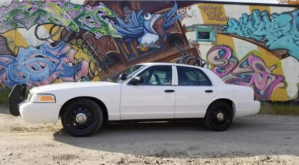 2008-Ford-Crown-Victoria-Police-Interceptor