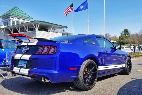 2014-Ford-Mustang-GT