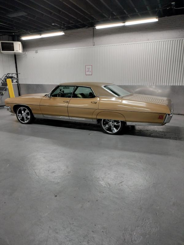 1970-Pontiac-Bonneville