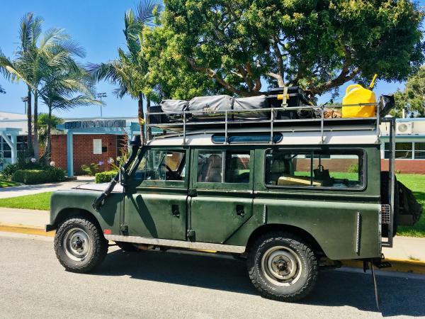 1962-Land-Rover-Series-iia-109-Defender