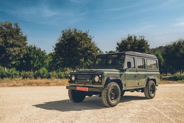 1991-Land-Rover-Defender