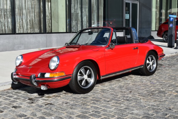 Used-1969-Porsche-911-S-Factory-Soft-Window-Targa