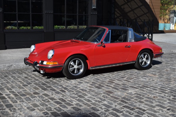 Used-1969-Porsche-911-S-Factory-Soft-Window-Targa