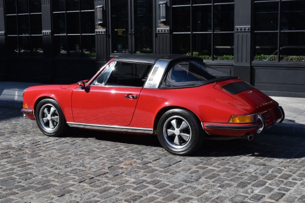 Used-1969-Porsche-911-S-Factory-Soft-Window-Targa