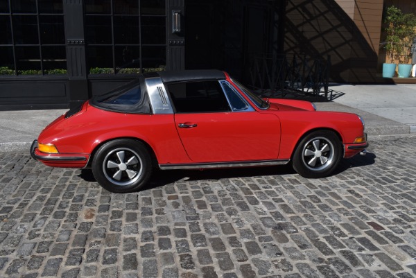 Used-1969-Porsche-911-S-Factory-Soft-Window-Targa