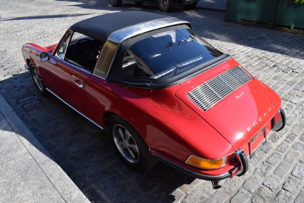 Used-1969-Porsche-911-S-Factory-Soft-Window-Targa