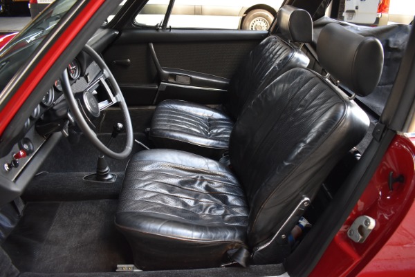 Used-1969-Porsche-911S-Factory-Soft-Window-Targa