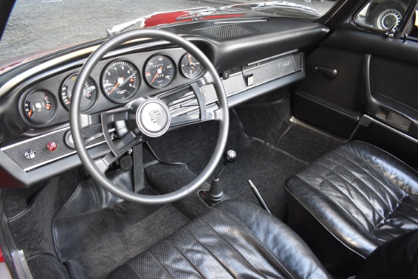 Used-1969-Porsche-911S-Factory-Soft-Window-Targa
