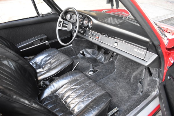 Used-1969-Porsche-911-S-Factory-Soft-Window-Targa