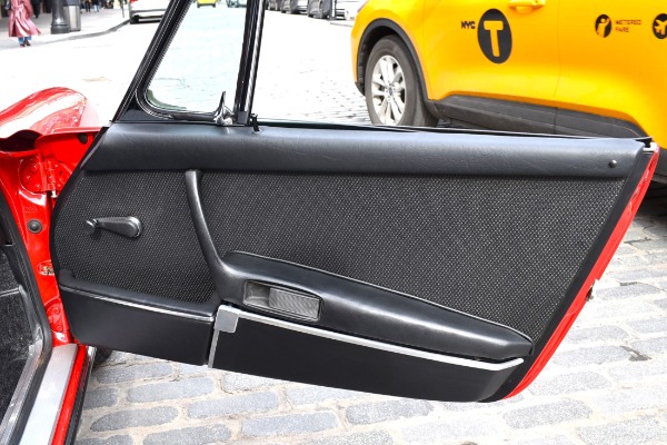 Used-1969-Porsche-911S-Factory-Soft-Window-Targa