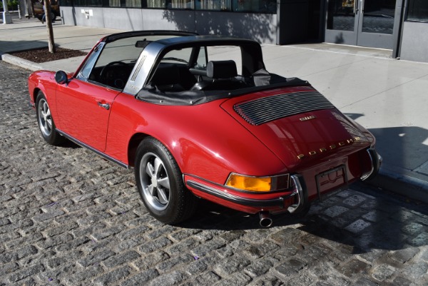 Used-1969-Porsche-911-S-Factory-Soft-Window-Targa