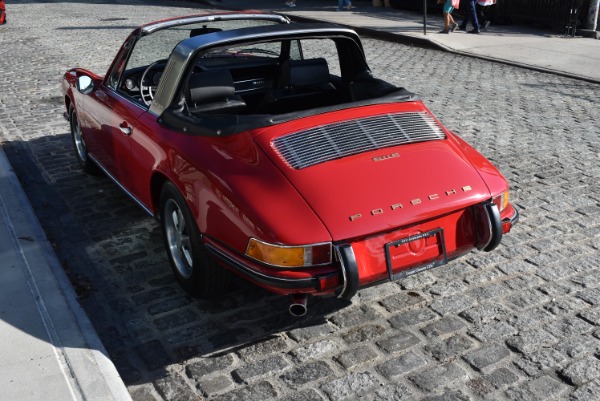 Used-1969-Porsche-911-S-Factory-Soft-Window-Targa
