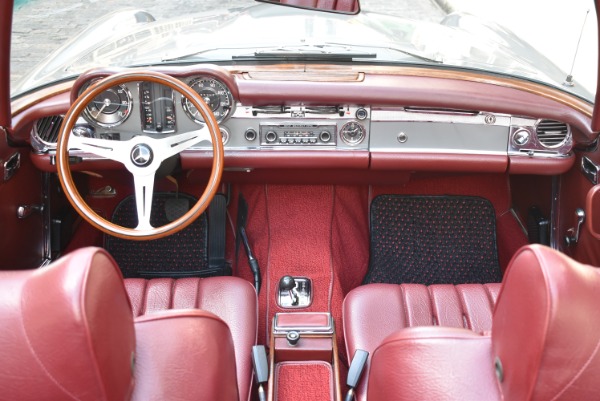 Used-1971-Mercedes-Benz-280SL-Automatic