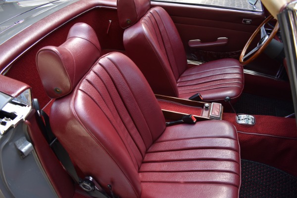 Used-1971-Mercedes-Benz-280SL-Automatic
