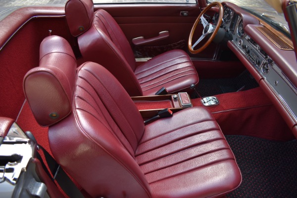 Used-1971-Mercedes-Benz-280SL-Automatic