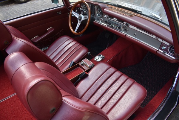 Used-1971-Mercedes-Benz-280SL-Automatic