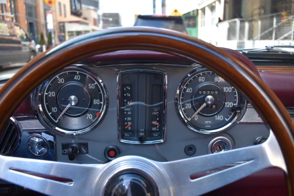 Used-1971-Mercedes-Benz-280SL-Automatic
