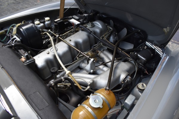 Used-1971-Mercedes-Benz-280SL-Automatic