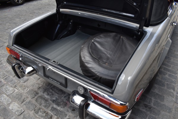 Used-1971-Mercedes-Benz-280SL-Automatic