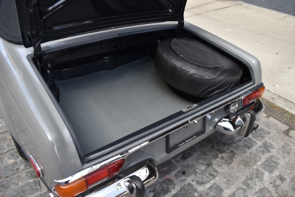 Used-1971-Mercedes-Benz-280SL-Automatic