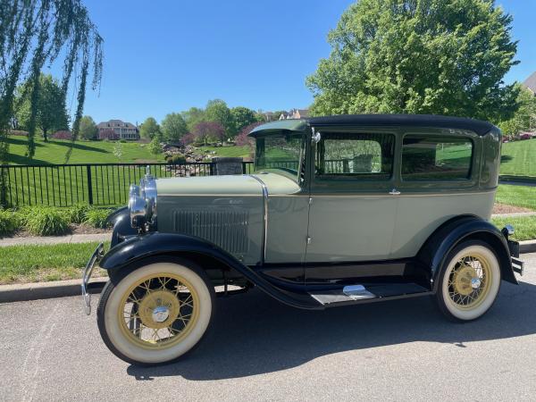 1930-Ford-Model-A-Tudor-Sedan