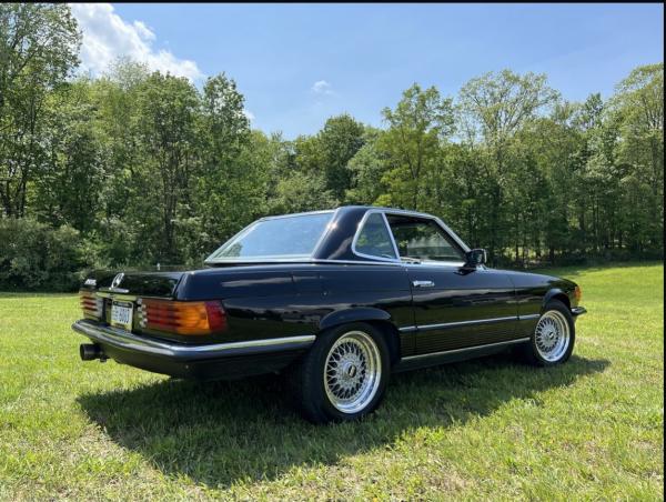 1985-Mercedes-380SL