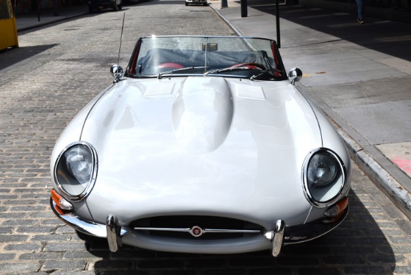 Used-1962-Jaguar-XKE-E-Type-OTS