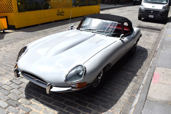 Used-1962-Jaguar-XKE-E-Type-OTS