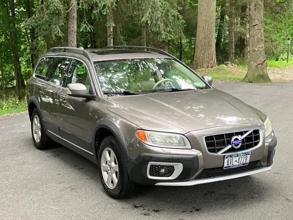 2010-Volvo-XC70