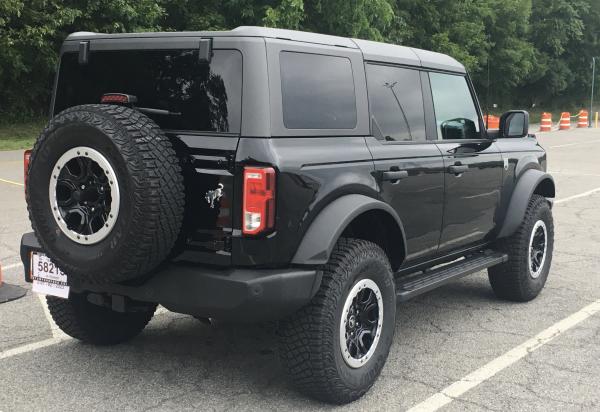 2023-Ford-Bronco