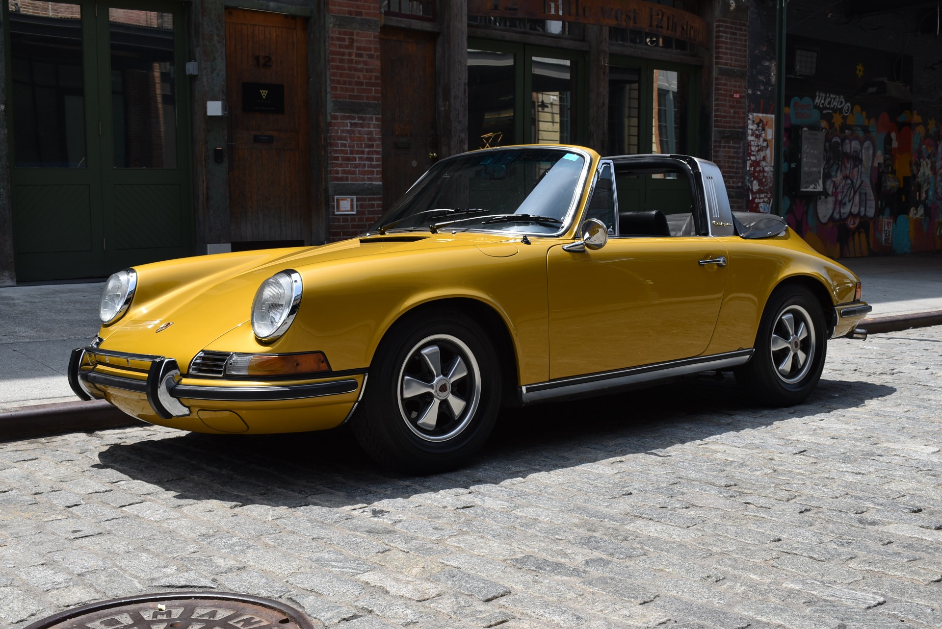 Used 1971 Porsche 911E Factory Soft Window Targa - 1 of 1 For sale