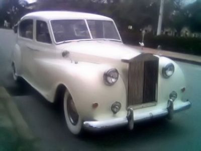 Used-1960-Rolls-Royce-Limousine